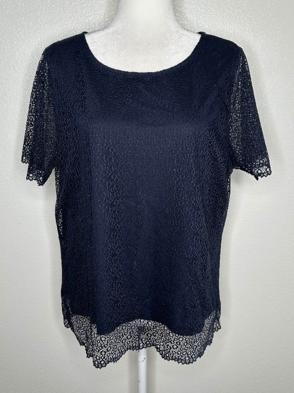 The Limited Womens Navy Blue Lace Overlay Short Sleeve Top Blouse Size XL EUC